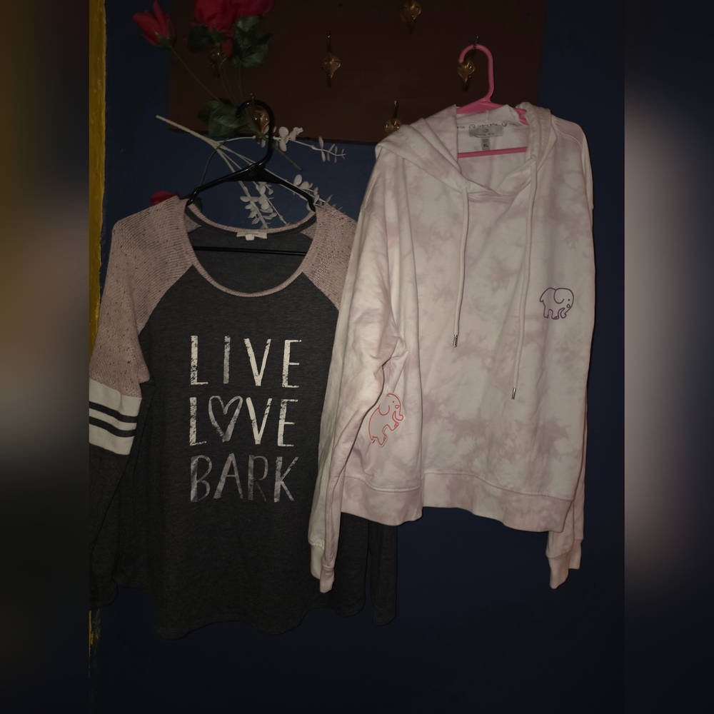 2 Fleece Tops Womens Large